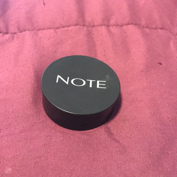 NOTE COSMETICS – LUMINOUS SILK COMPACT BLUSHER - Picture 2 of 3